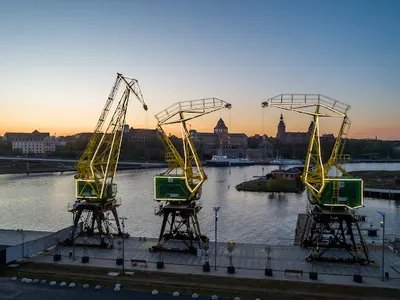 Dron Szczecin - Profesjonalne zdjęcia i filmy z dronów